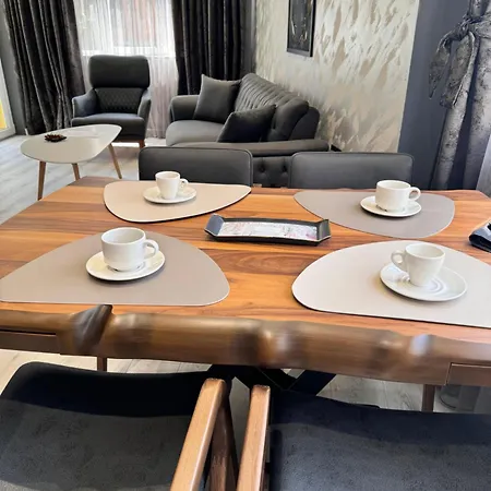 Premium Апартаменты *