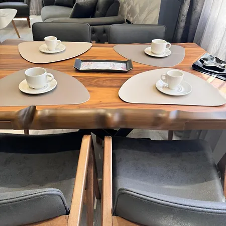 Premium * ستارا زاغورا